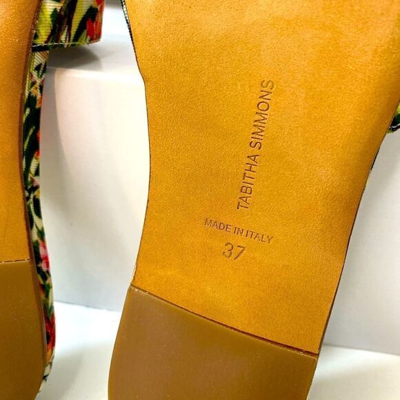 New with box Tabitha Simmons tropical print sandals size 37 or 6.5 Italy - Picture 10 of 11